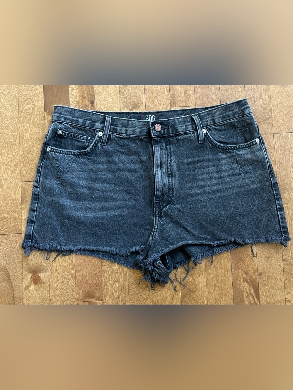 BDG Urban Outfitters Girlfriend High-Rise Black Denim Cutoff Shorts Size 32
